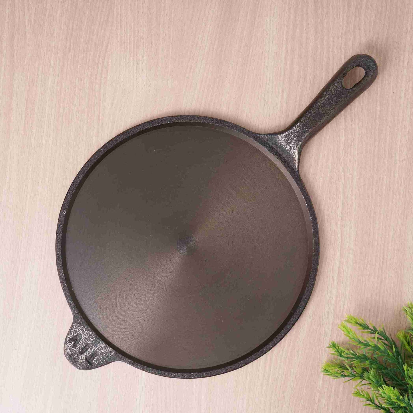 Super Smooth Cast Iron Tawa with Handle,Pre-seasoned, Nonstick, 100% Pure, Toxin-free, Induction, 26.3cm, 1.8kg