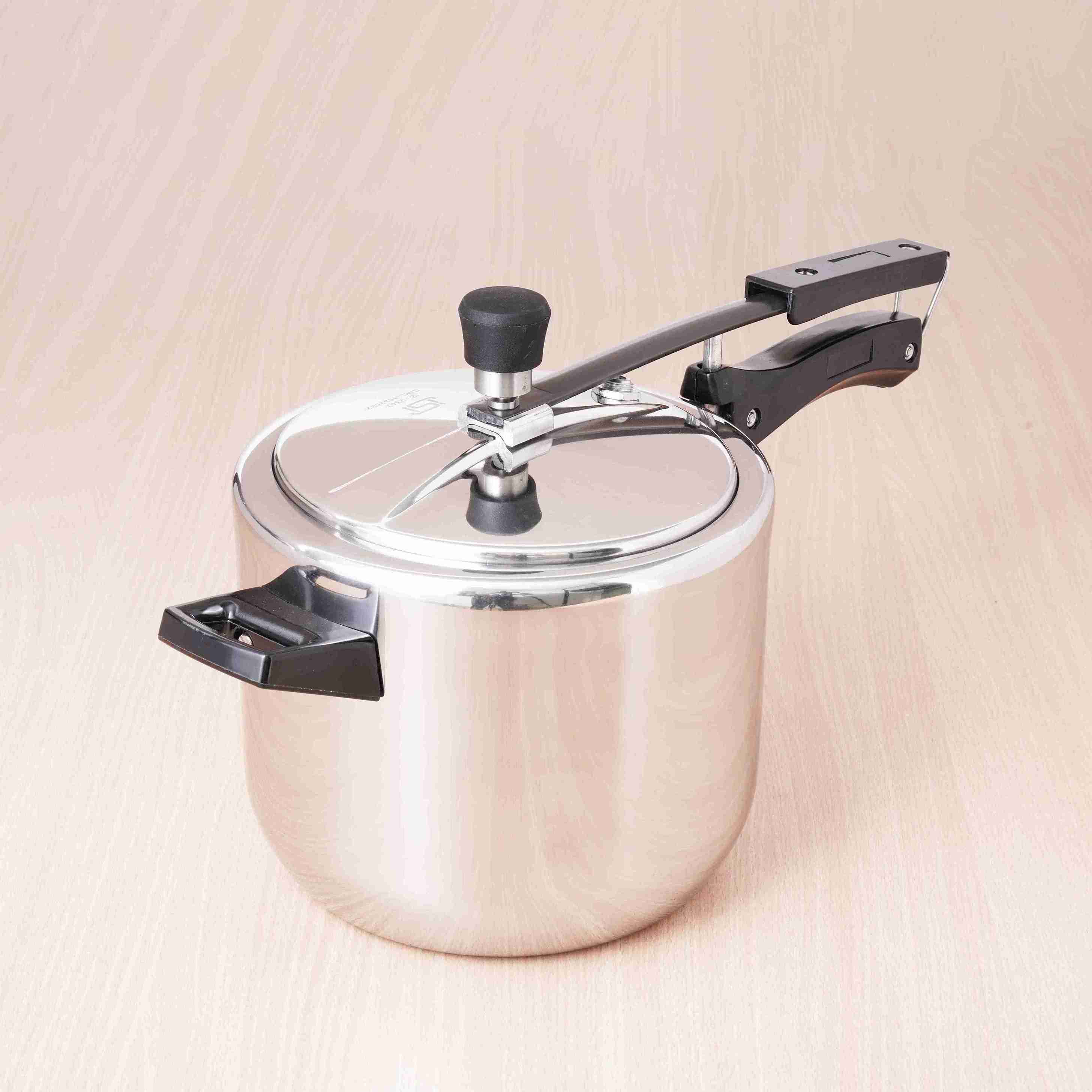 Thick bottom pressure cooker sale