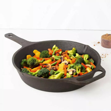 The Indus Valley Cast Iron Fry Pan/Skillet, Glass Lid, Pre-seasoned, Natural Nonstick, 100% Pure, Induction, 20.3cm / 0.9L